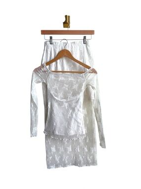 Abercrombie & Fitch Zoe Bra-Free Lace Top & Maxi Skirt 2 Piece Set XS